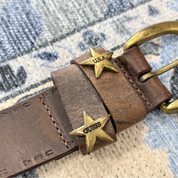 Guess USA Embossed Studded Stars Leather Belt Small - Picture 7 of 9